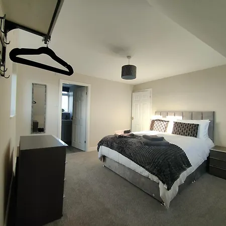 Hyecliffe House بيت للعطل ويتبي