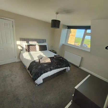 Nyaraló Hyecliffe House *